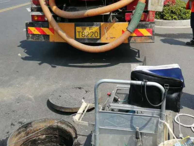 高新区管道疏通 马桶疏通 通下水道 蹲坑 阳台地漏